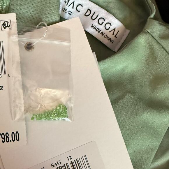 Mac Duggal Green Floral Applique Sleeveless A Line Gown 20365 Women’s Sz 12 - Picture 8 of 9